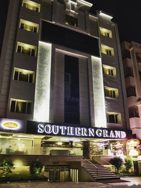 Hotel Southern Grand Віджаявада Екстер'єр фото